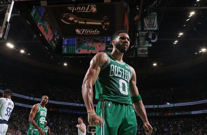 冠军联赛中 冠军联赛中